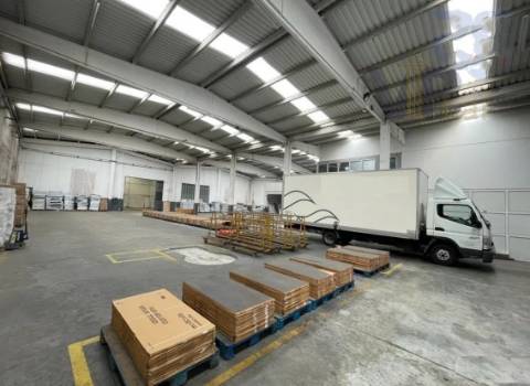 Armazém  Venda em Alfena,Valongo