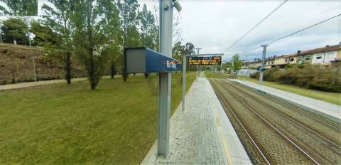 2 Moradias c/ Terreno - Ao centro de Rio Tinto