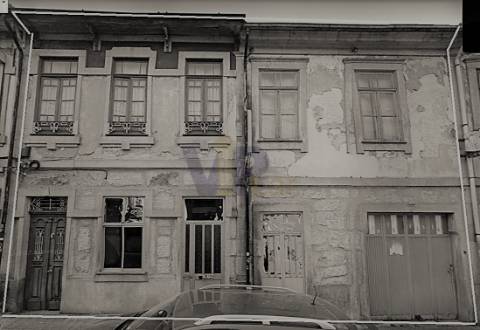 2 Moradias c/ Terreno - Ao centro de Rio Tinto