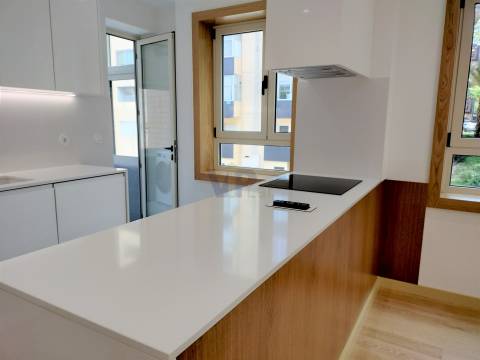 Apartamento T3 Venda em Aldoar, Foz do Douro e Nevogilde,Porto