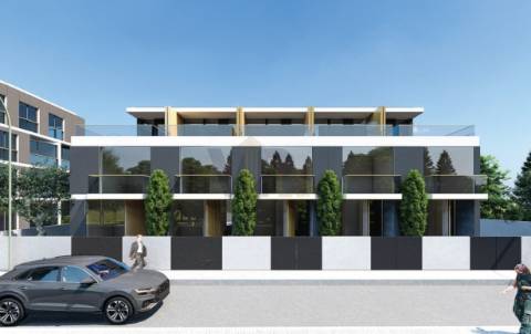Moradia T4 NOVA c/ Jardim- Madalena (Vila Nova de Gaia)