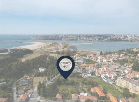 Moradia T4 NOVA c/ Jardim- Madalena (Vila Nova de Gaia)