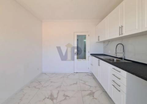 T3 Todo Remodelado - Moreira da Maia