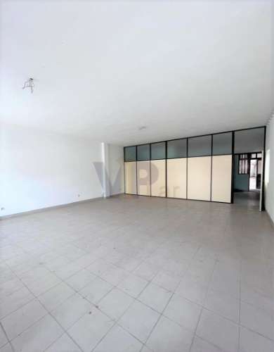 Loja  Arrendamento em Ermesinde,Valongo