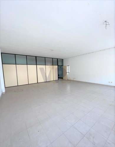 Loja  Arrendamento em Ermesinde,Valongo