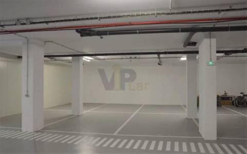 Excelente T3 NOVO, no centro de Rio Tinto (Metro)