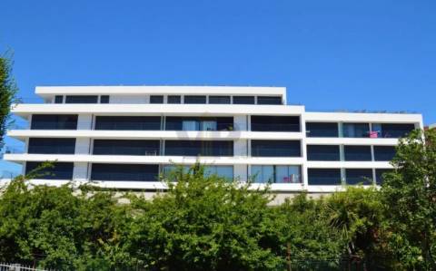 Loja c/ 204m² ao Centro de Rio Tinto (Metro)