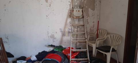 Moradia T3 para remodelar - Porto / Ramalde (à Casa de Saúde Boavista)