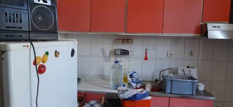 Moradia T3 para remodelar - Porto / Ramalde (à Casa de Saúde Boavista)