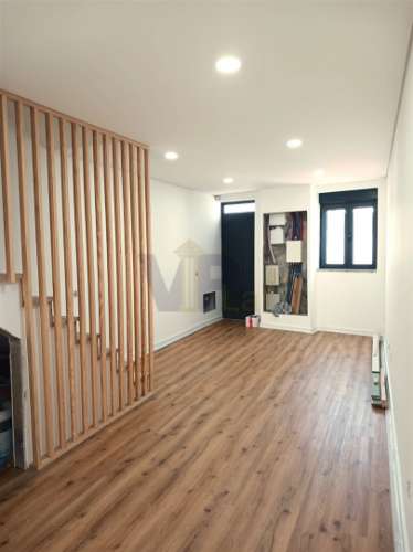 Moradia em Banda T3 DUPLEX Venda em Ramalde,Porto