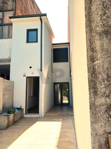Moradia em Banda T3 DUPLEX Venda em Ramalde,Porto