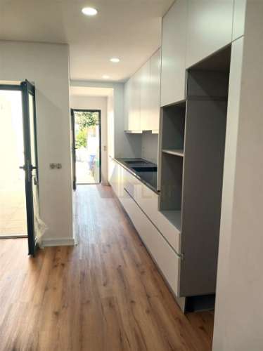 Moradia em Banda T3 DUPLEX Venda em Ramalde,Porto
