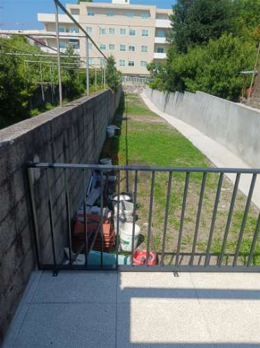 Moradia em Banda T3 DUPLEX Venda em Ramalde,Porto