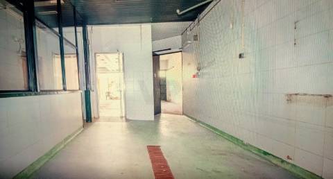 Loja  Arrendamento em Rio Tinto,Gondomar