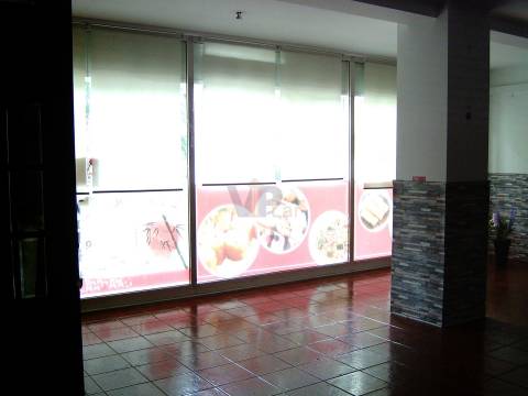 Loja  Arrendamento em Águas Santas,Maia