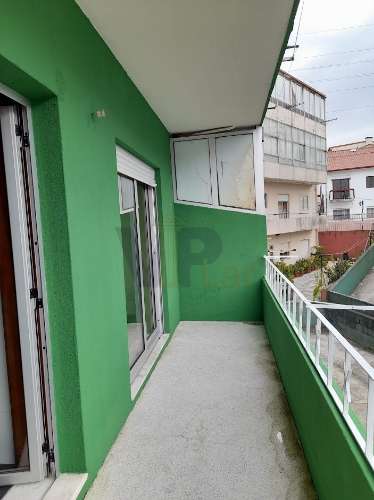 T3 Renovado com garagem Box - Rio Tinto