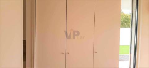 T4 NOVO c/ Terraço +/-300m² e 4 Lug. garagem no centro de Rio Tinto