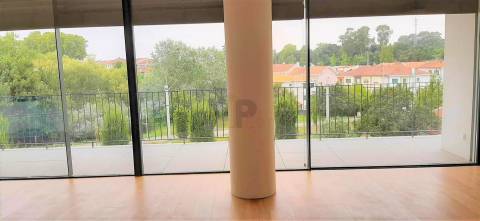 T4 NOVO c/ Terraço +/-300m² e 4 Lug. garagem no centro de Rio Tinto