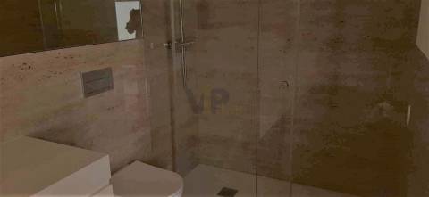 T4 NOVO c/ Terraço +/-300m² e 4 Lug. garagem no centro de Rio Tinto