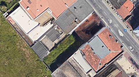 Moradia para Restaurar T4 Venda em Águas Santas,Maia