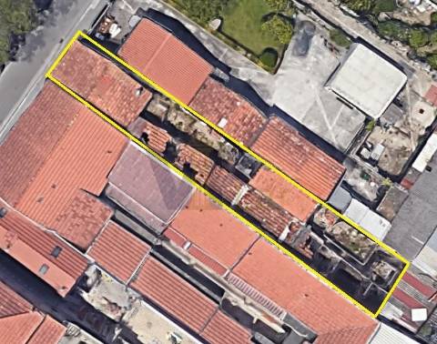 Terreno c/ 252m² c/ Moradia T2 - S. Mamede de Infesta