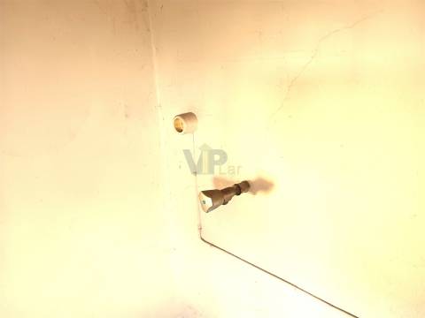 Moradia p/ Reabilitar - A 5 min. H.São João (Amial)