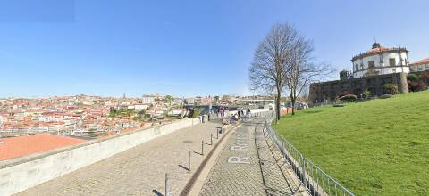 Prédios c/ PIP p/ 7 frações T2 - Av. República, Vila Nova de Gaia