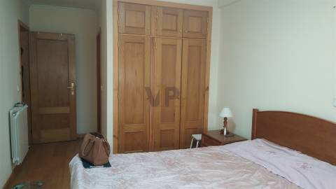 T3 c/ lugar garagem - Todo Mobilado e Equipado - Porto (Amial - Paranhos)