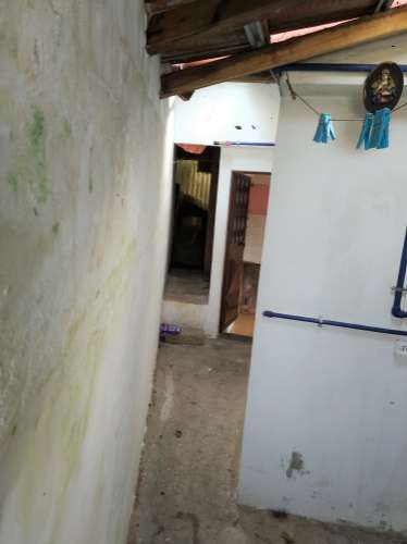 Pequena Moradia T2 com Quintal