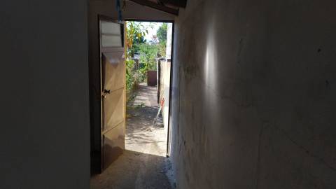 Pequena Moradia T2 com Quintal