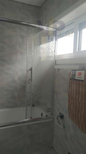 Quarto individual c/ despesas incluídas - Ao H. S. João / Faculdades