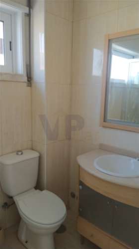 Quarto individual 25m² e AC  c/ despesas incluídas e wc privativo - Ao H. S. João / Faculdades