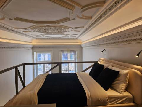 T0 Como NOVO e Pronto a Habitar no Centro Histórico do Porto (Aliados)