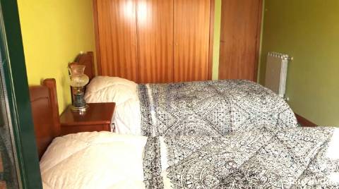 T2 c/ 2 wc´s e garagem - Amial