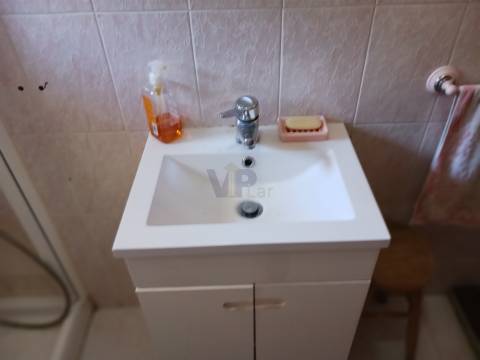 Moradia T4 c/ Cozinha Regional, quintal e anexo - Paranhos (Porto)