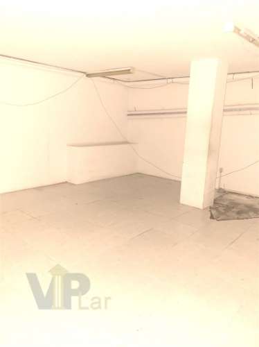 Loja c/ 180m² + Terraço - Circunvalação (H.S.João) - Porto