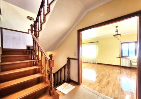 Andar de Moradia T3 c/ Terraço - Campanhã - Porto