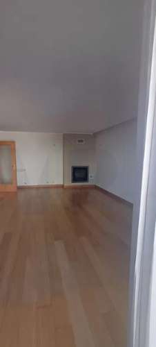 T3 c/ garagem BOX - Águas Santas