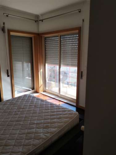 Excelente T3 - À Fernão de Magalhães e Faculdades - Paranhos