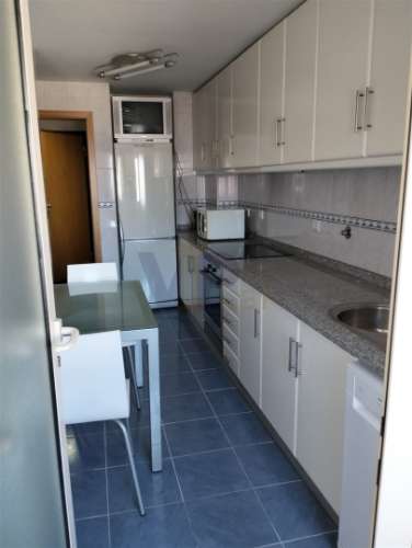 Excelente T3 - À Fernão de Magalhães e Faculdades - Paranhos