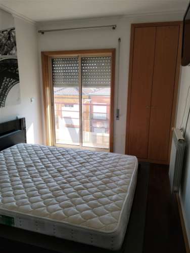 Excelente T3 - À Fernão de Magalhães e Faculdades - Paranhos