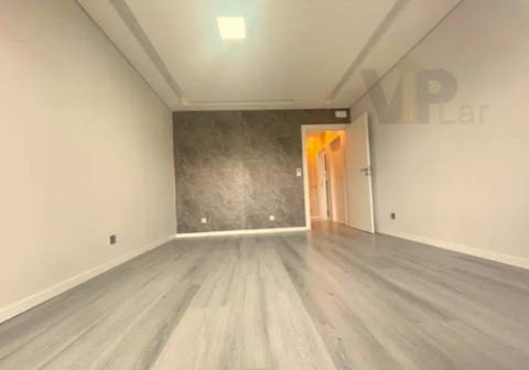 T3 c/ garagem e varanda, Totalmente Renovado - Ermesinde