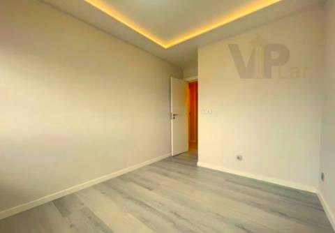 T3 c/ garagem e varanda, Totalmente Renovado - Ermesinde