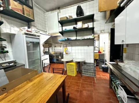 Trespasse de Café / Restaurante no Amial - Porto