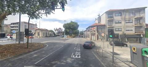 Trespasse de Lavandaria Self Service e Engomadoria - Amial (Porto) A Funcionar!