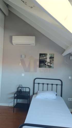 QUARTO c/ Ar Condicionado - Ao Amial - Paranhos