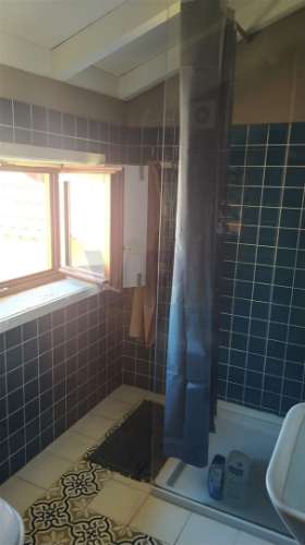 QUARTO c/ Ar Condicionado - Ao Amial - Paranhos