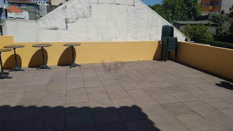 QUARTO c/ Ar Condicionado - Ao Amial - Paranhos