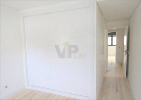 Moradia T3 Totalmente Restaurada - Porto (à Casa de Saúde Boavista)