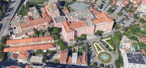 Moradia T3 Totalmente Restaurada - Porto (à Casa de Saúde Boavista)